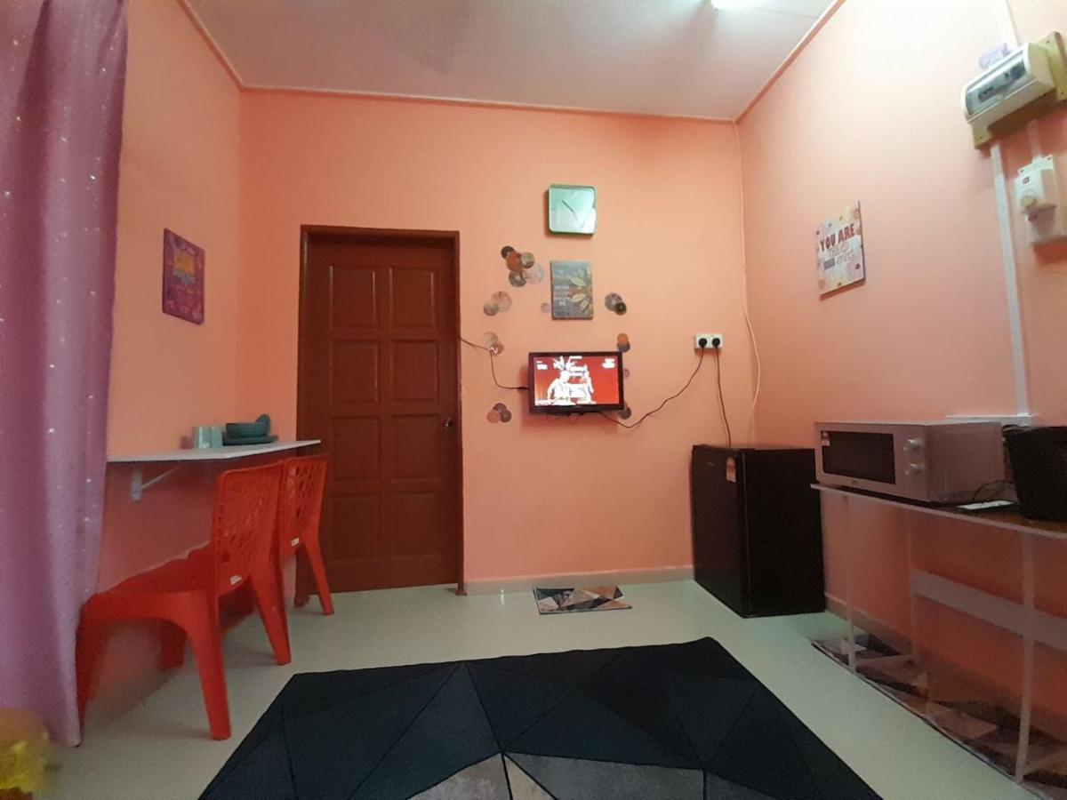 Guesthouse Mokteh كُوالا تيرينغانو المظهر الخارجي الصورة